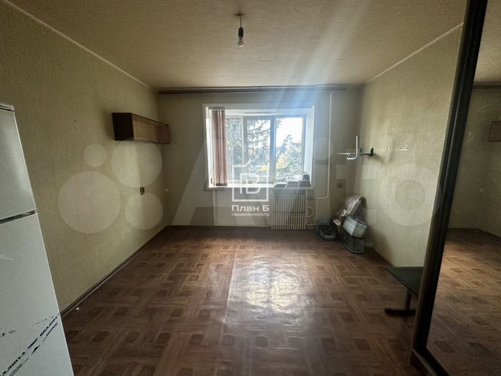 Комната 13 м² в 1-к., 3/9 эт.