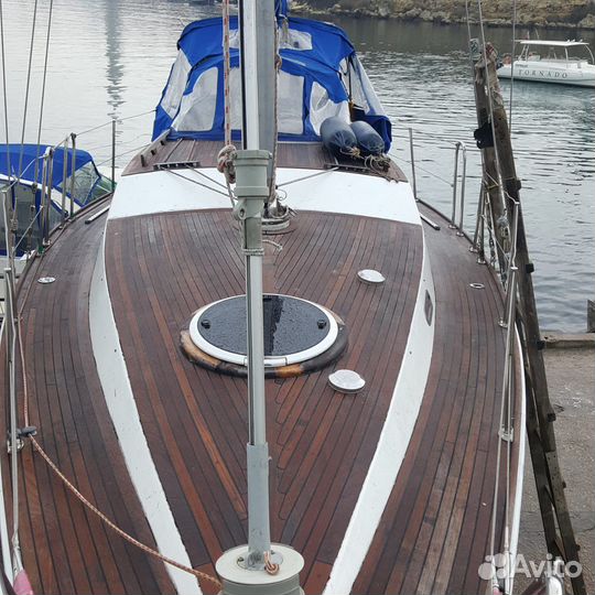 Парусно моторная яхта 10м