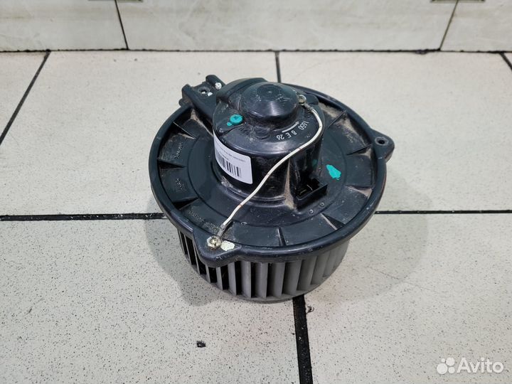 Моторчик печки Toyota Noah R60