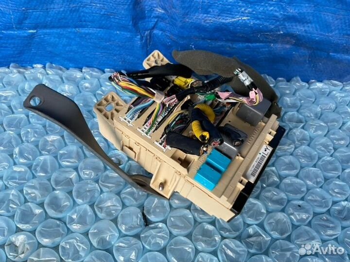 Блок предохранителей Lexus Rx330 XU30 3 2005