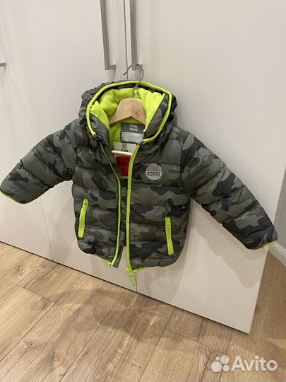 Куртка демисезонная 86 новая