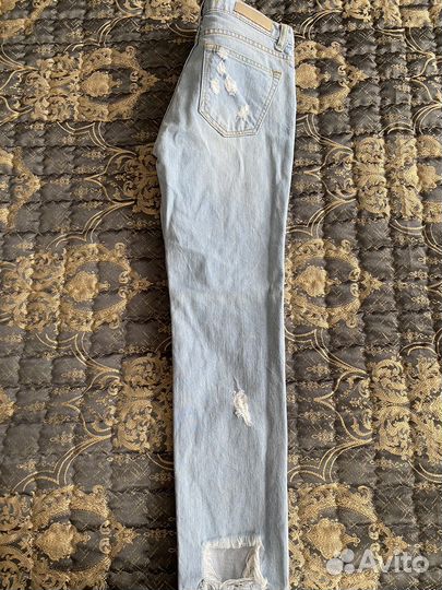 Джинсы женские