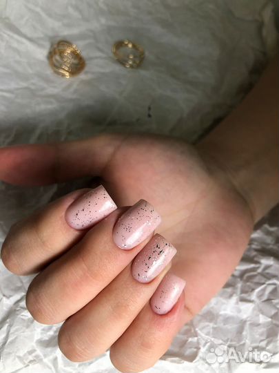 Мастер маникюра в Южном (Гусева 46)