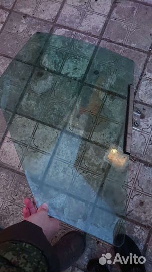 Боковое стекло ваз 2114