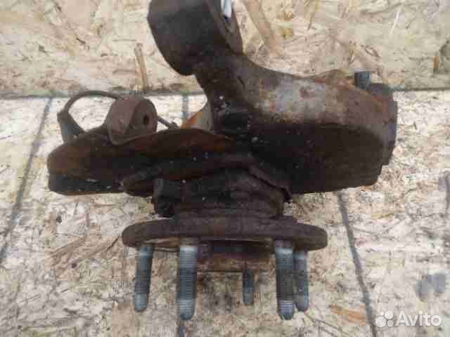 Кулак поворотный правый Chevrolet Silverado GMT8