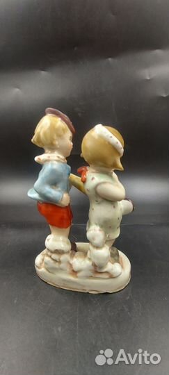 Антикварная статуэтка дети на прогулке Германия