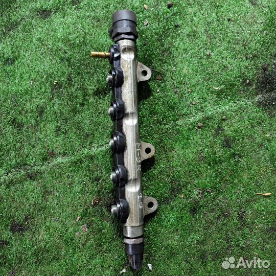 Топливная рампа Renault Trafic 2.0 DCI m9r