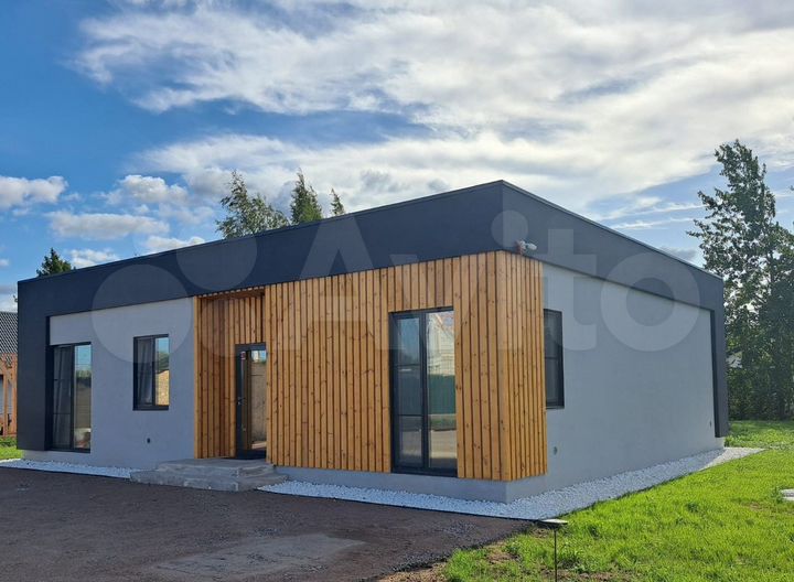 Коттедж 124 м² на участке 7,5 сот.