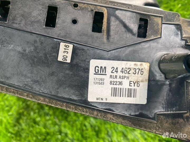 Зеркало боковое правое Opel Zafira F75 Z22SE 2003