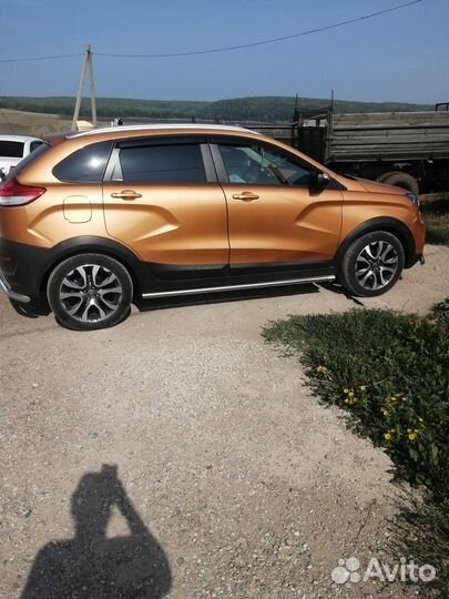 LADA XRAY Cross 1.6 CVT, 2019, 75 000 км