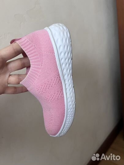 Кроссовки для девочки 28 размер