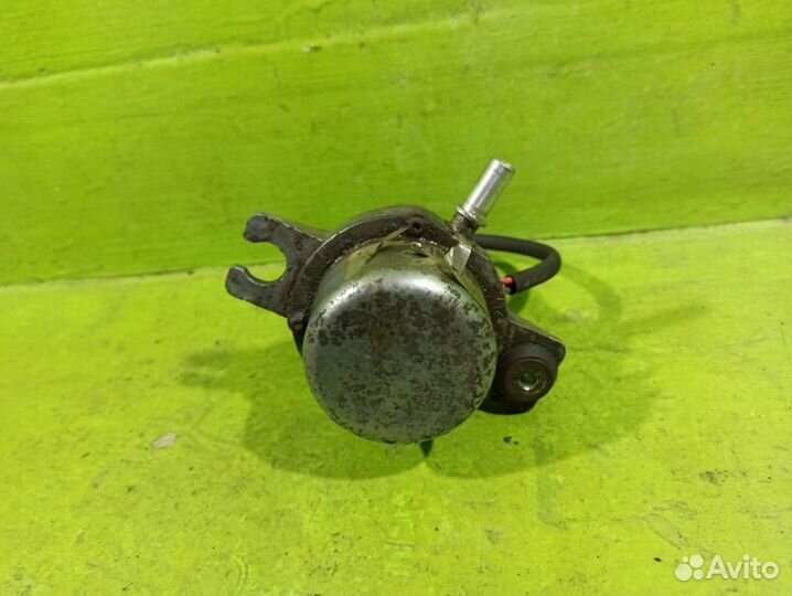 Насос вакуумный Volvo Xc90 B5254T 2005