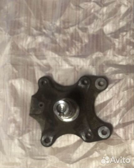 Цапфа заднего колеса Peugeot