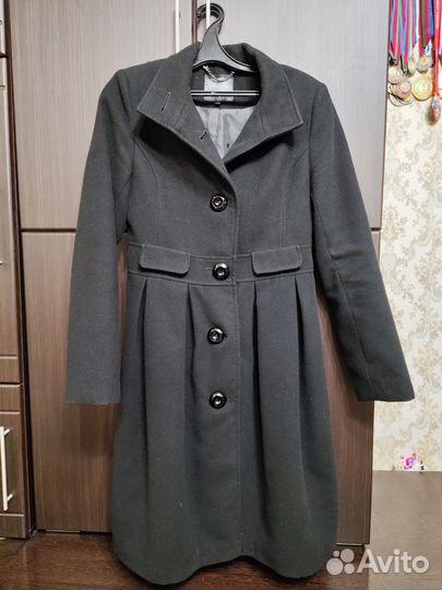 Пальто демисезонное