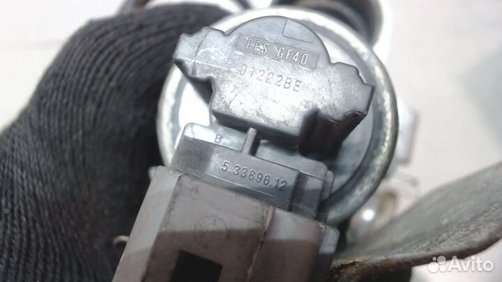 Клапан рециркуляции газов Renault Clio, 2001