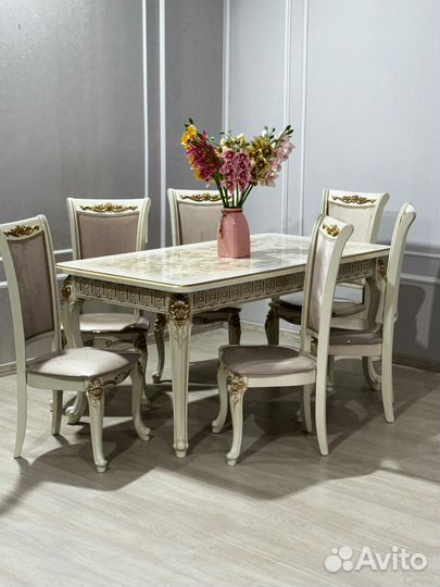 Стол и Стулья