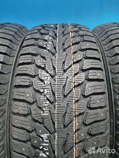 Kumho WinterCraft Ice Wi32 255/55 R19 111T