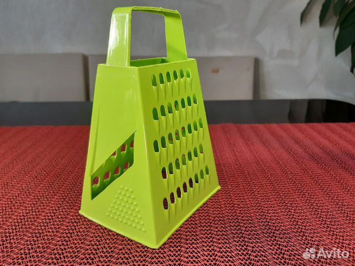 Терка пластиковая четырехгранная