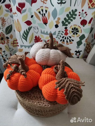 Тыква вязаная, для декора