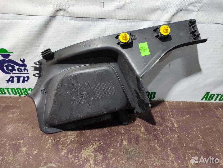 Накладка порога заднего правого Ford Focus 3