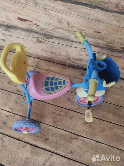 Трехколесный велосипед