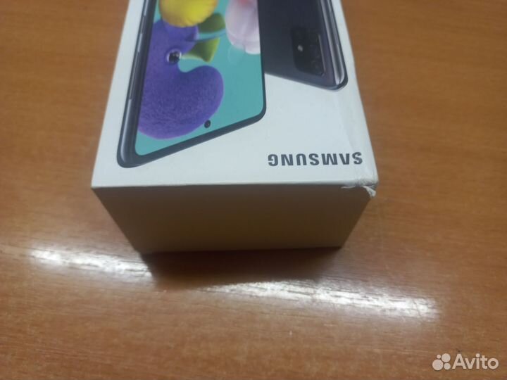 Коробка от телефона samsung