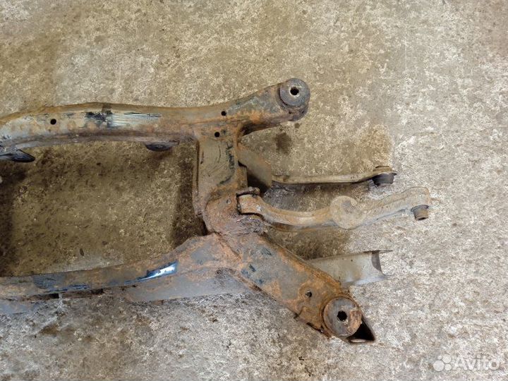 Балка задняя Subaru Legacy BH9 1998 - 2003