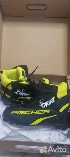 Лыжные ботинки fisher