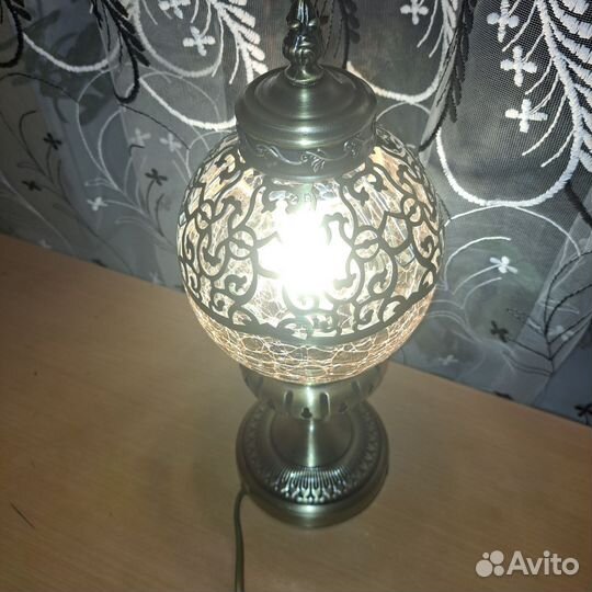 Лампа настольная