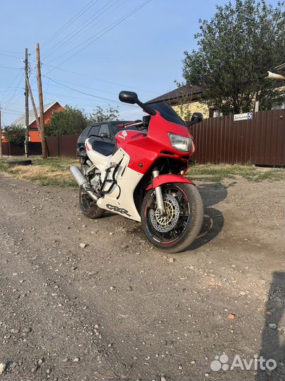 Xonda CBR 600 F