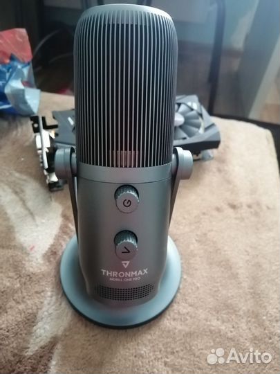 Микрофон thronmax mdrill