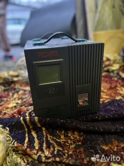 Автоматический стабилизатор напряжения Ресанта