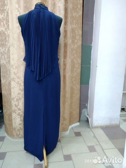 Платье вечернее