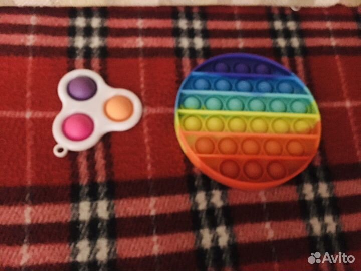 Симпл димпл и поп ит