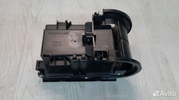 Подстаканник Honda Civic 8 4d