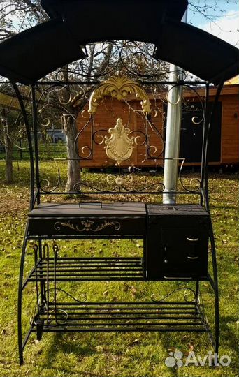 Беседка с мангалом