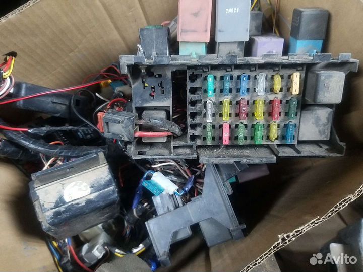 Блок предохранителей нексия