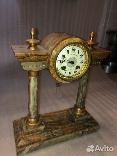 Старинные Каминные часы с боем. Оникс