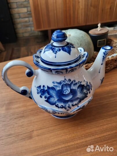 Чайник заварочный фарфоровый гжель