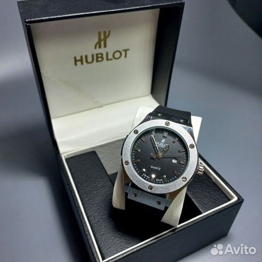 Часы hublot