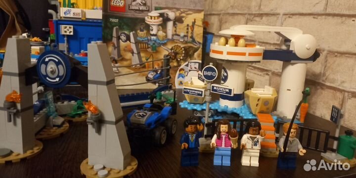 Lego наборы jurassic world