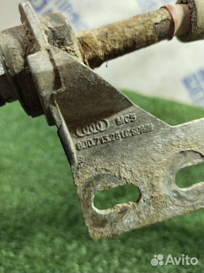 Трос кпп Audi A6 седан 2.8 ACK 1997