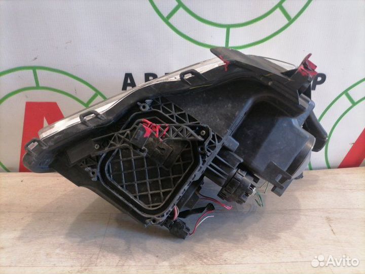 Фара передняя левая Toyota Avensis T25 1zzfe 2006