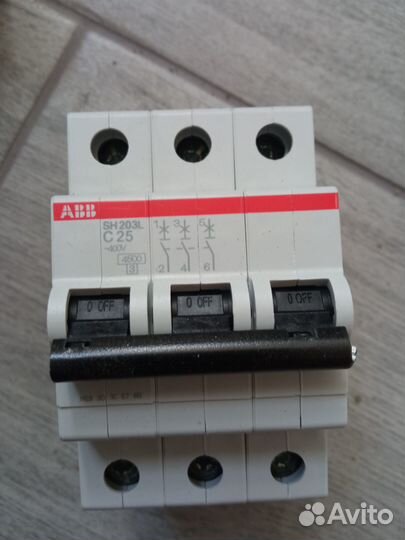 Продам автоматы abb бу