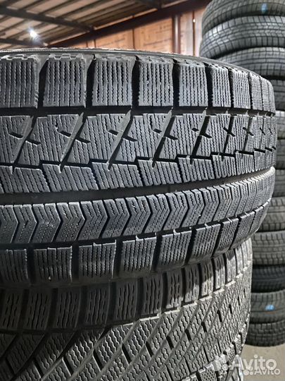 Bridgestone Blizzak VRX 215/60 R16