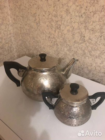 Заварочный чайник с сахарницей