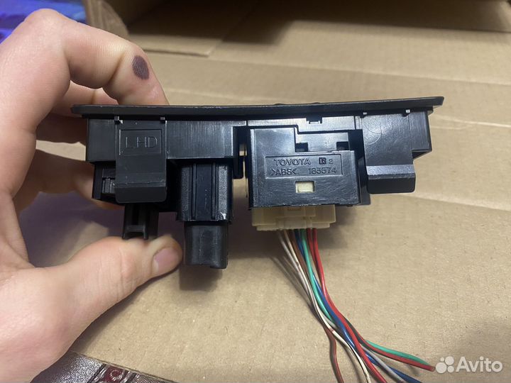 Блок упровления зеркалами corolla 120