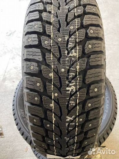 Kumho WinterCraft Ice Wi32 225/50 R17