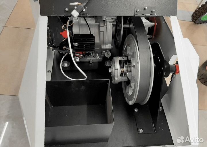 Мотобуксировщик Бурлак Эко-Букс 2.0