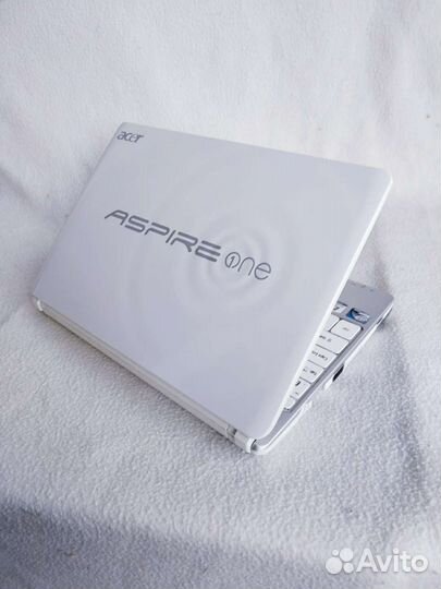Шустрый нетбук Acer One Intel 2Gb/320Gb